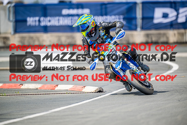 MaZZes_FotoMatrix_230507_5106 | UE40