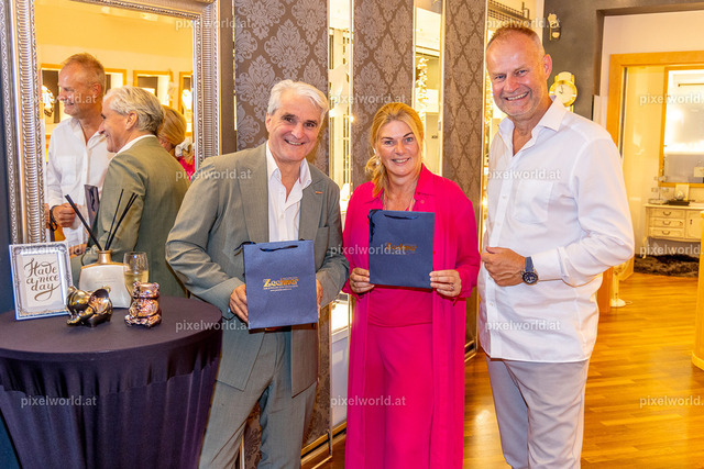 Sommereinkaufsnacht 2025 in Feldkirchen | Bildershop von pixelworld.at - Realisiert mit Pictrs.com