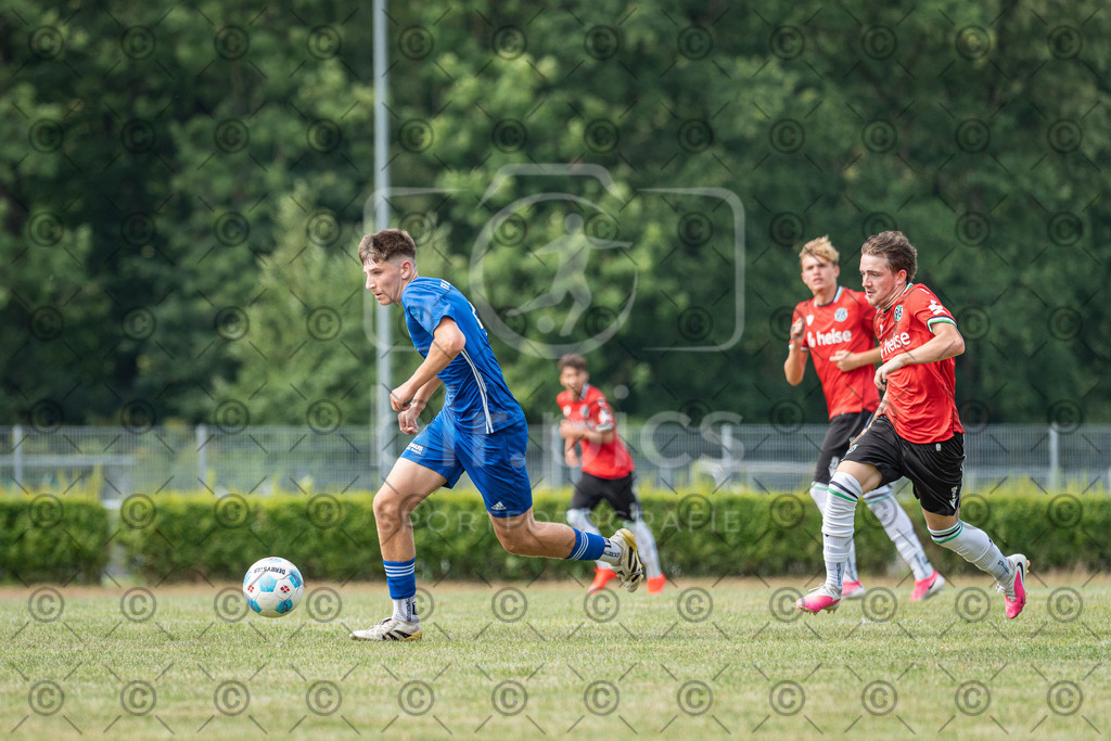_DSC8602 | Professionelle Fußball- und Sportfotografie. Spielbilder online ansehen und kaufen – Einzelbilder oder komplette Galerien in hoher Qualität. - Realisiert mit Pictrs.com