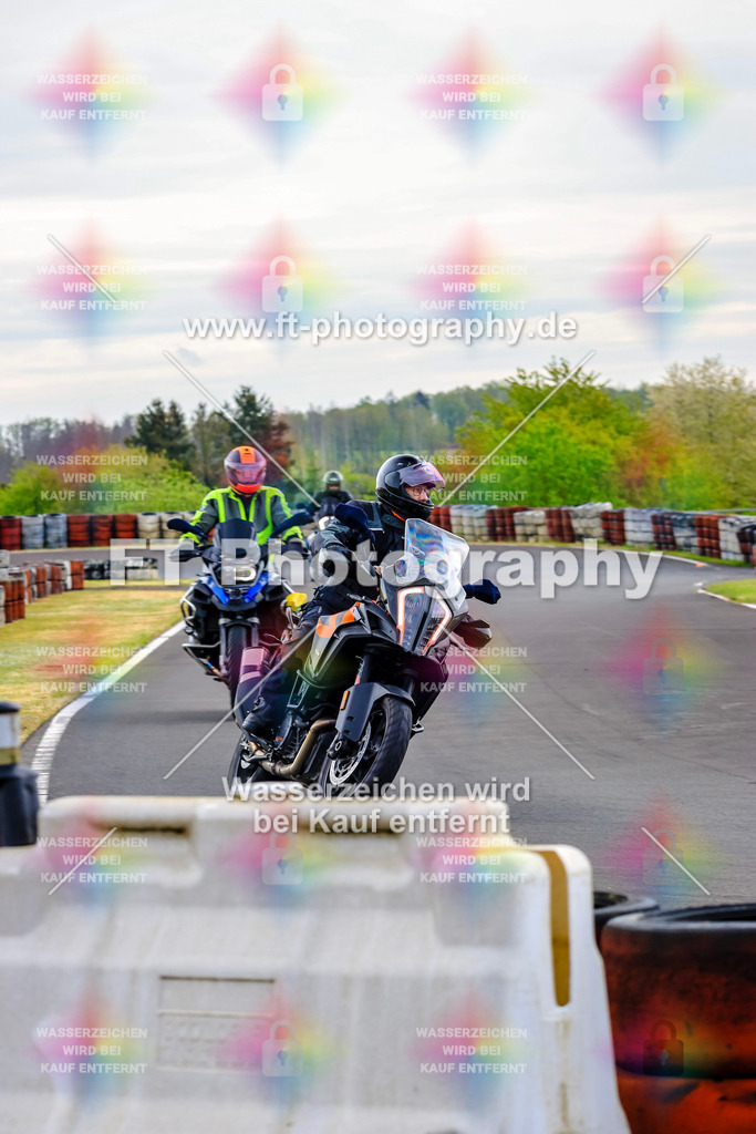 _OTO3180 | Hier findet Ihr Bilder von Touristenfahrten auf der Nürburgring Nordschleife oder von anderen Veranstaltungen die ich besucht habe. Viel Spass beim Durch Schauen 