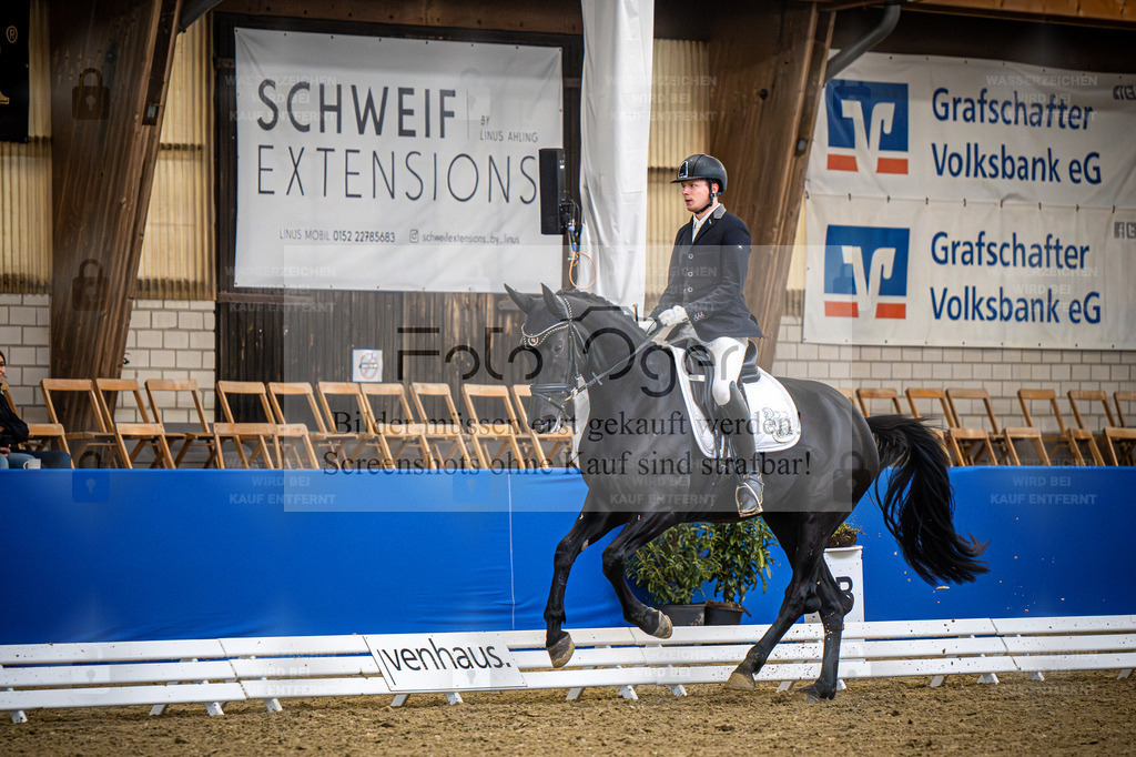 DOS_1593 | Entdecke hochwertige Reitturnierfotos von Foto Oger. Professionell, emotional und authentisch – jetzt Lieblingsmomente im Shop bestellen. - Realisiert mit Pictrs.com