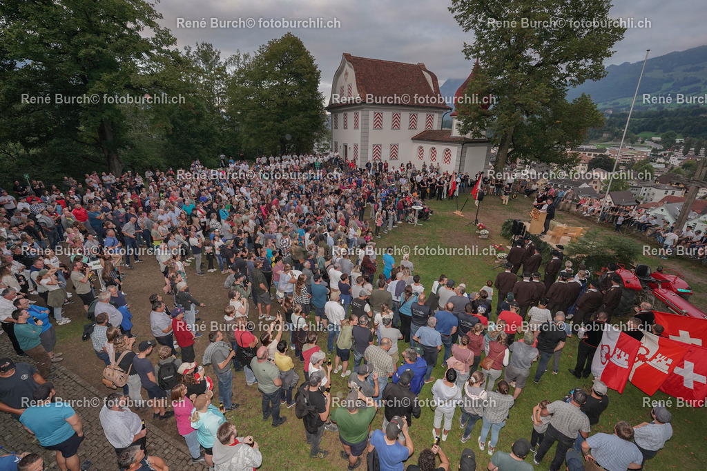 DSC08224-2 | René Burch leidenschaftlicher Fotograf aus Kerns in Obwalden.  Hier finden sie Sport, Landschaft und Natur Fotografie.
 - Realisiert mit Pictrs.com