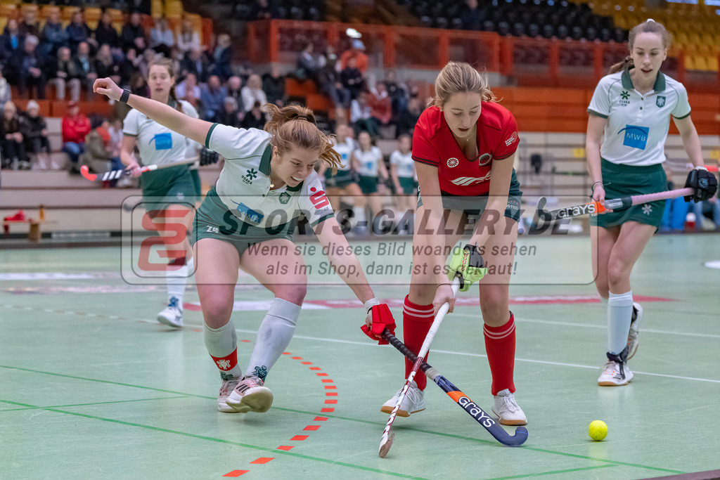 HK_20240114_108088 | 1. Bundesliga Damen Crefelder HTC - Uhlenhorst Mülheim am 14.1.2024 Halle Glockenspitz, Krefeld , Elena Clococeanu ( Uhlenhorst Mülheim #24 )