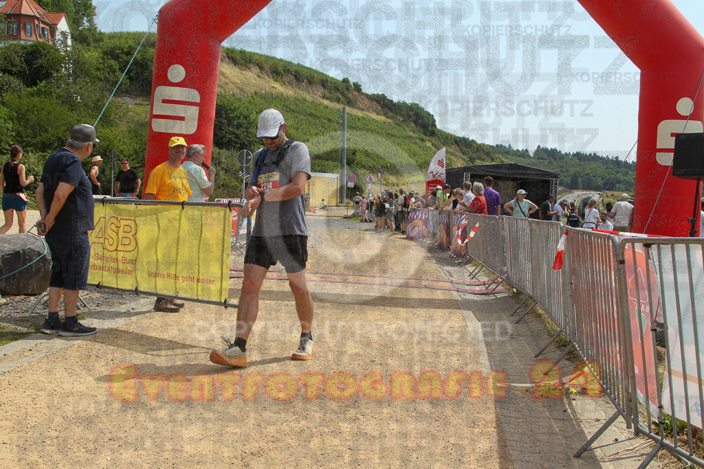 250614_1138_EV4_9093 | Sportfotografie im Rhein-Sieg Kreis, Köln, Bonn, NRW, Rheinland Pfalz, Hessen, etc. Unser Tätigkeitsfeld umfasst den Laufsport vom Volkslauf über den Marathon, Duathlon, Triathon bis zum Ultralauf wie Kölnpfad Ultra oder Schindertrail.