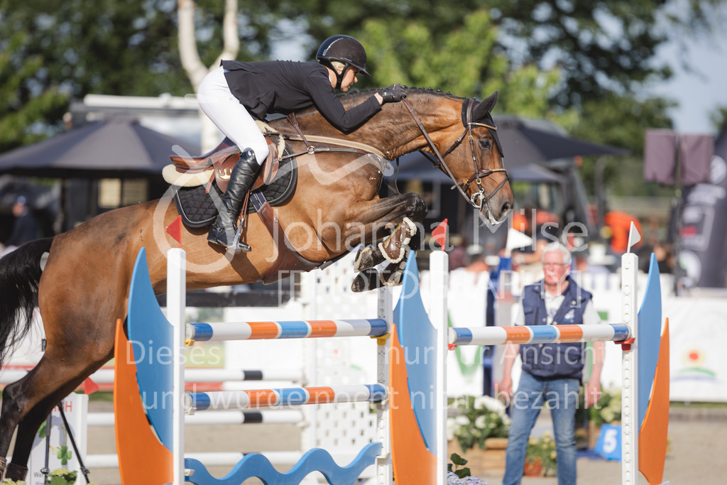 CSI2* - Internationale Springprüfung mit Siegerrunde (1,45 m)  Große / Big Tour | CSI2* - Internationale Springprüfung mit Siegerrunde (1,45 m) 
Große / Big Tour