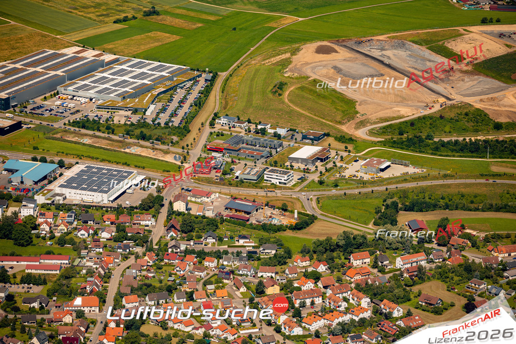 Das Luftbild zeigt : Weilstetten Balingen - Die Luftaufnahme wurde 2024 vom UL-Flugzeug aus erstellt ( keine Drohne ) - Hochauflösende Luftaufnahme - Für grossformatige Ausdrucke geeignet. Die Geschenkidee !Mit Lizenz und Bildrechte bestellbar