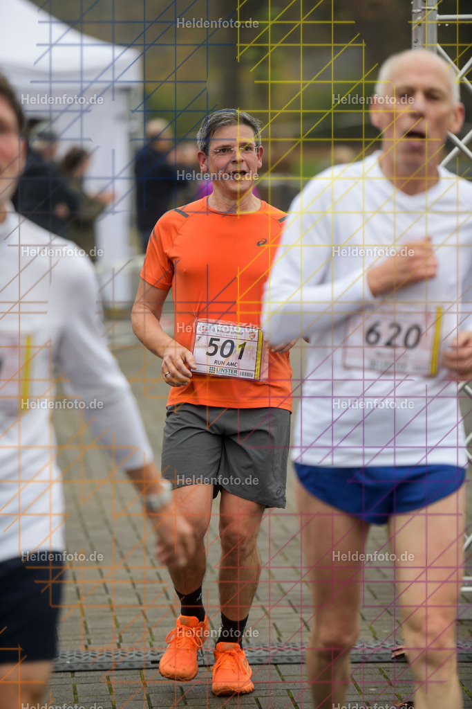 Neusser Erftlauf 2025  | 15km Neusser Erftlauf 2025 Foto: Heldenfoto.de