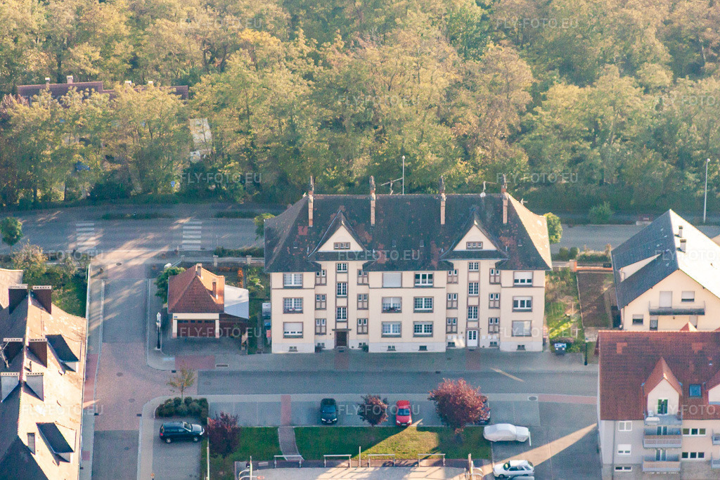 Vue aérienne: Vue de la ville à Lauterbourg dans le département Bas Rhin, France. Photo: IMG_45940.jpg prise le 23/10/2011 par Werner Riehm/FLY-FOTO.euRésolution de l'original: 4354 x 2903 px