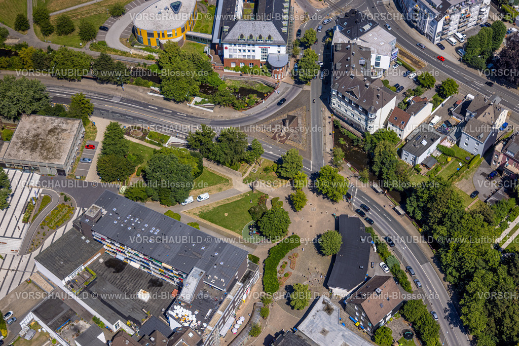 Gevelsberg230709384 | Luftbild, Harfe Skulptur an der Straßenkreuzung Wasserstraße und Mittelstraße, Gevelsberg, Ruhrgebiet, Nordrhein-Westfalen, Deutschland