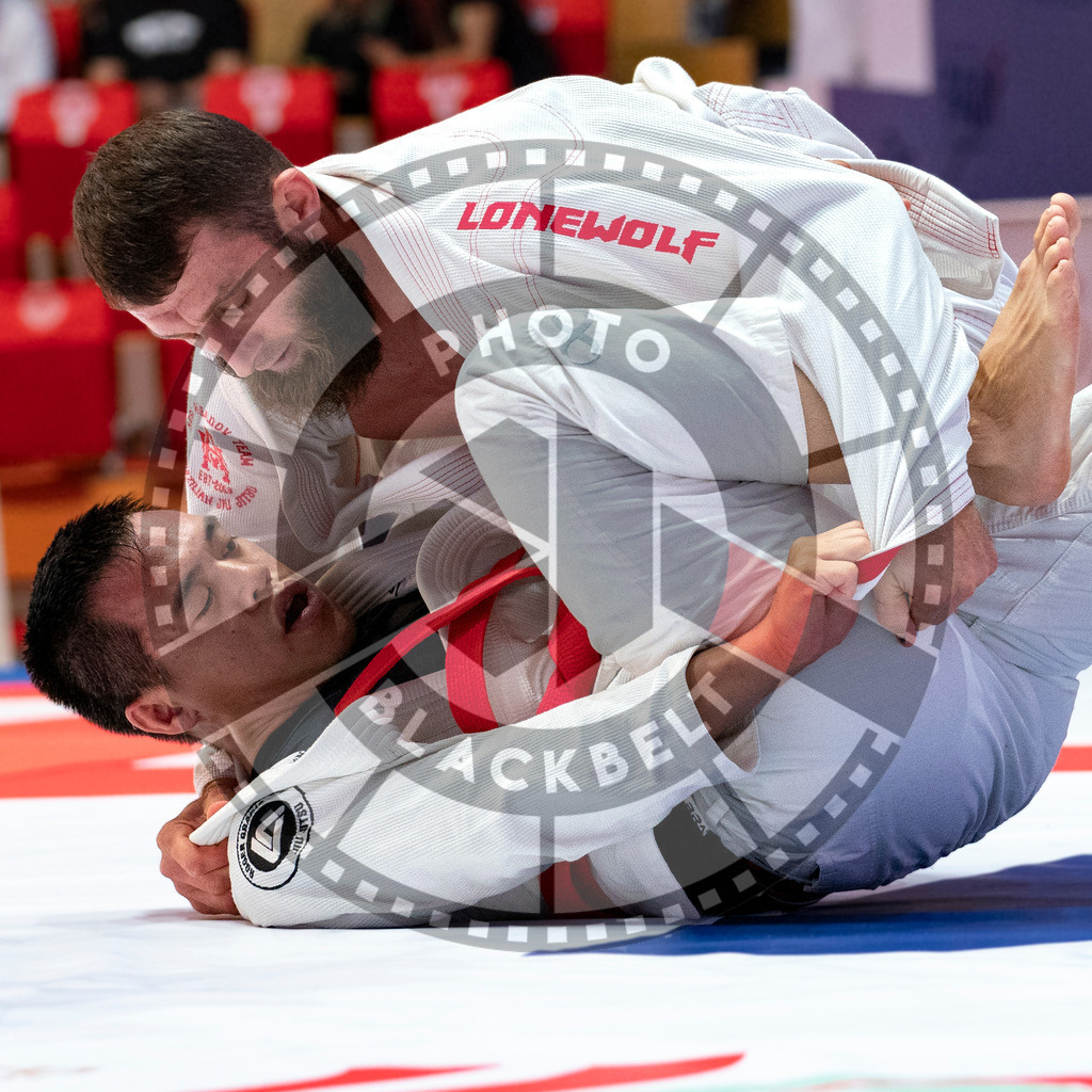 20231106PBB0652 | Fighters compete during the AJP World Master Championship in the Mubadala Arena in Abu Dhabi, Arab United Emirates, on November 6, 2023.