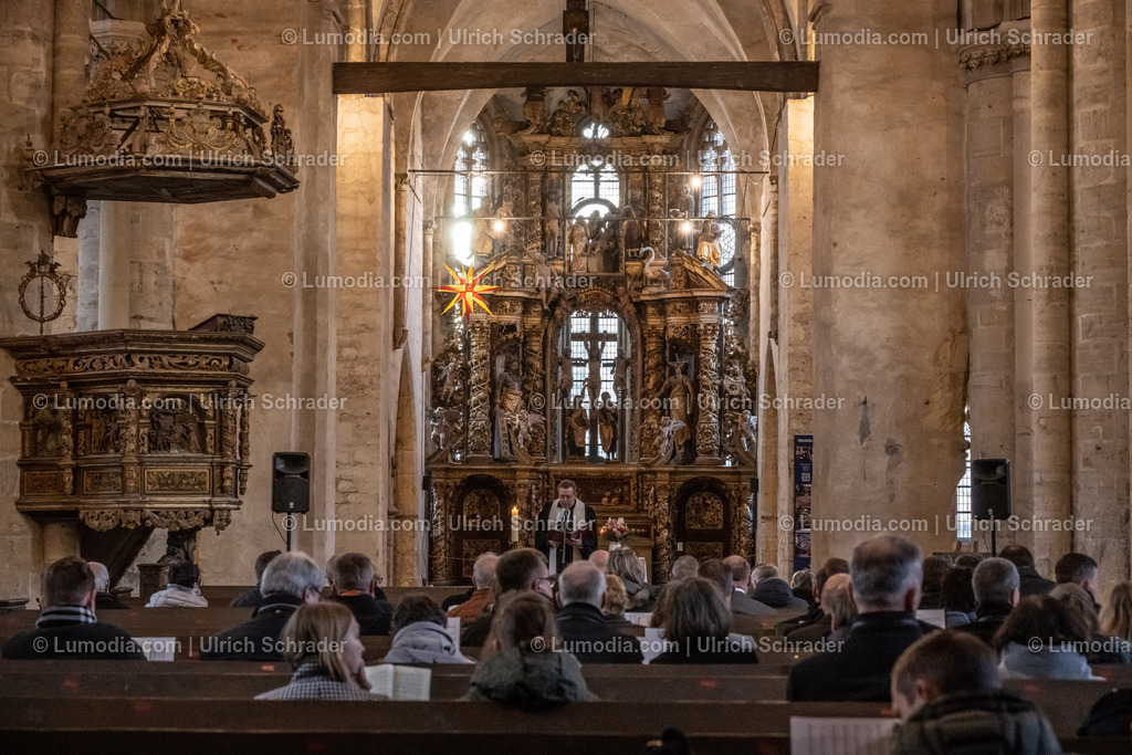 10049-12925 - Halberstadt - Auszug der Hilariuslampe | Stockfoto und Bilderpool mit Bildmaterial aus Deutschland, dem Harz, Halberstadt, Quedlinburg, Wernigerode und weltweit. Qualitativ hochwertige und professionelle Fotos anschauen und kaufen. - Realisiert mit Pictrs.com