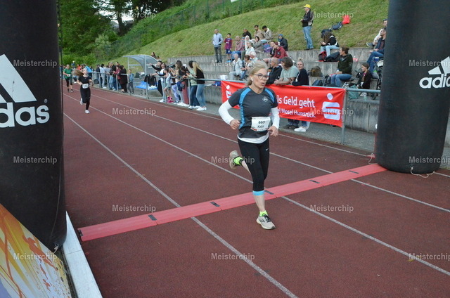 19-33-00_ | Meisterchip Fotoshop - Realisiert mit Pictrs.com