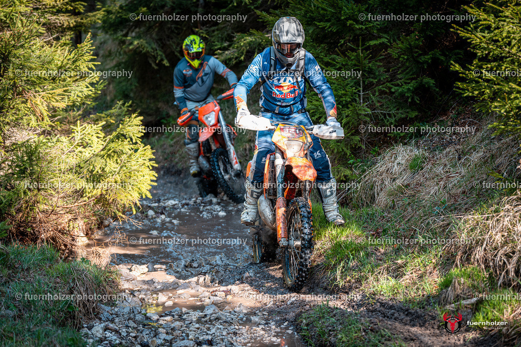 fuernholzer_250501-C2-61 | Fotografische Impressionen von der Red Stag Enduro Extreme by fuernholzer-photography.com. Endurosport in Österreich fotografisch festgehalten von fuernholzer. Auftragsfotografie für Private, Gewerbefotos und Industriefotografie. Eventfotografie, Sportfotografie und Motorsportfotografie. Anbieter von Fotoworkshops, Fototraining, fotografischen Vorträgen und Fotoseminaren.