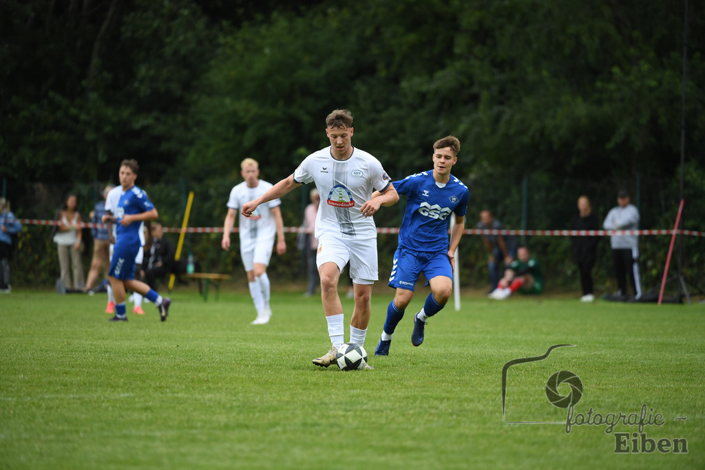 Sport-Duwe Cup | Sport-Duwe Cup Oldenburg; SSV Jeddenloh (weiß)-VFB Oldenburg (blau) am 05.07.2025 in Oldenburg (Sportanlage TuS Eversten), Photo: Philip Eiben 2025 - Realisiert mit Pictrs.com