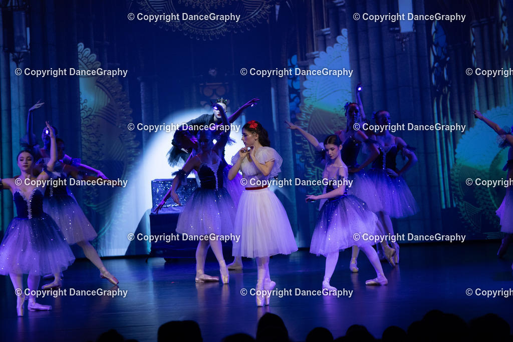 GPHY1592 | DanceGraphy - Realisiert mit Pictrs.com