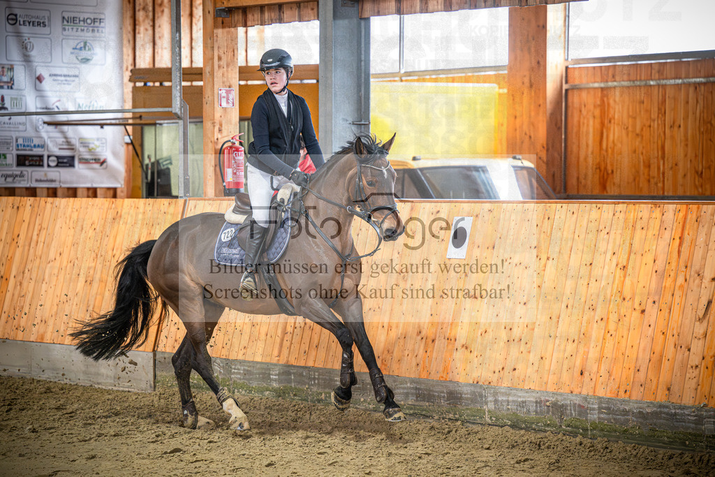 DOS_0899 | Entdecke hochwertige Reitturnierfotos von Foto Oger. Professionell, emotional und authentisch – jetzt Lieblingsmomente im Shop bestellen.Deutschlandweite Turnierfotografie. - Realisiert mit Pictrs.com