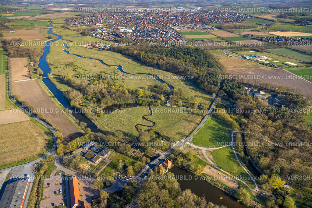 Olfen250405469 | Luftbild, Füchtelner Mühle als Wasserkraftwerk, Fluss Stever und Wehr Köckelsumer Straße, Steveraue Olfen Naturschutzgebiet, Olfen-Kirchspiel, Olfen, Münsterland, Nordrhein-Westfalen, Deutschland