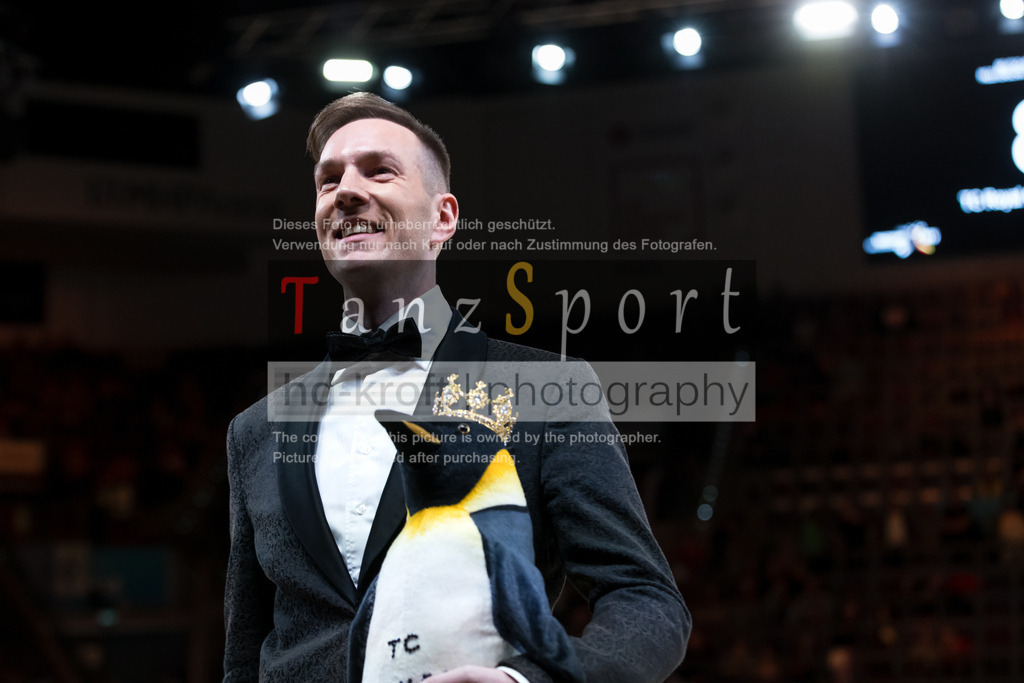 20241109_DM-Formationen_Vorrunde_2012 | Tanzsportbilder, Standardtanz, Lateintanz, WDSF, DTV, LTVB, dancecomp, goc, hessen tanzt, blaues band der spree, walzer, tango, wiener walzer, slowfox, quickstepp, samba, rumba, cha-cha-cha, paso doble. jive, hd-kroft photography, turniertanzsport