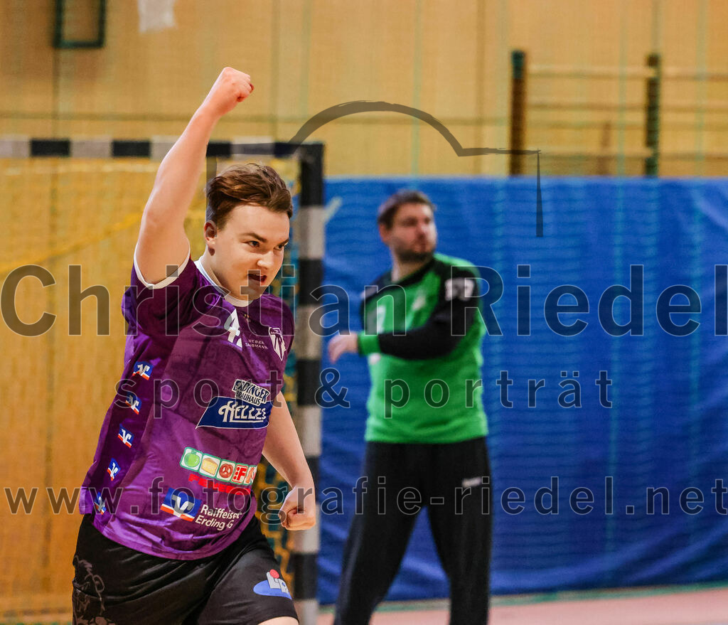 2023-10-21_062_SpVgg_Altenerding_III_gegen_TSV_Taufkirchen-Vils | Erding, Deutschland, 21.10.2023:
Handball, Bezirksklasse Männer Staffel Ost 2023 / 2024, 4. Spieltag, SpVgg Altenerding III gegen TSV Taufkirchen/Vils, Endergebnis: 27:32

Simon Dybilasz (SpVgg Altenerding, #42)

Foto: Christian Riedel / fotografie-riedel.net
