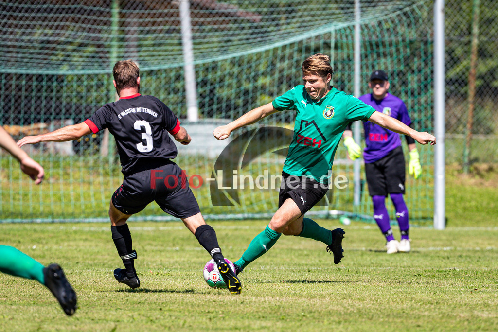 SV Wessobrunn-Haid gegen FC Wildsteig/Rottenbuch II | Fußball A-Klasse Gruppe B Herren, SV Wessobrunn-Haid gegen FC Wildsteig/Rottenbuch II, 20240811,David TIPOLD (Wessobrunn-Haid 5) in Aktion,2024-08-11 in Wessobrunn (Sportpark Wessobrunn), David TIPOLD (Wessobrunn-Haid 5), Julian LOSERTH (Wildsteig-Rottenbuch 3)Copyright: WolfgangxLindner www.foto-lindner.de