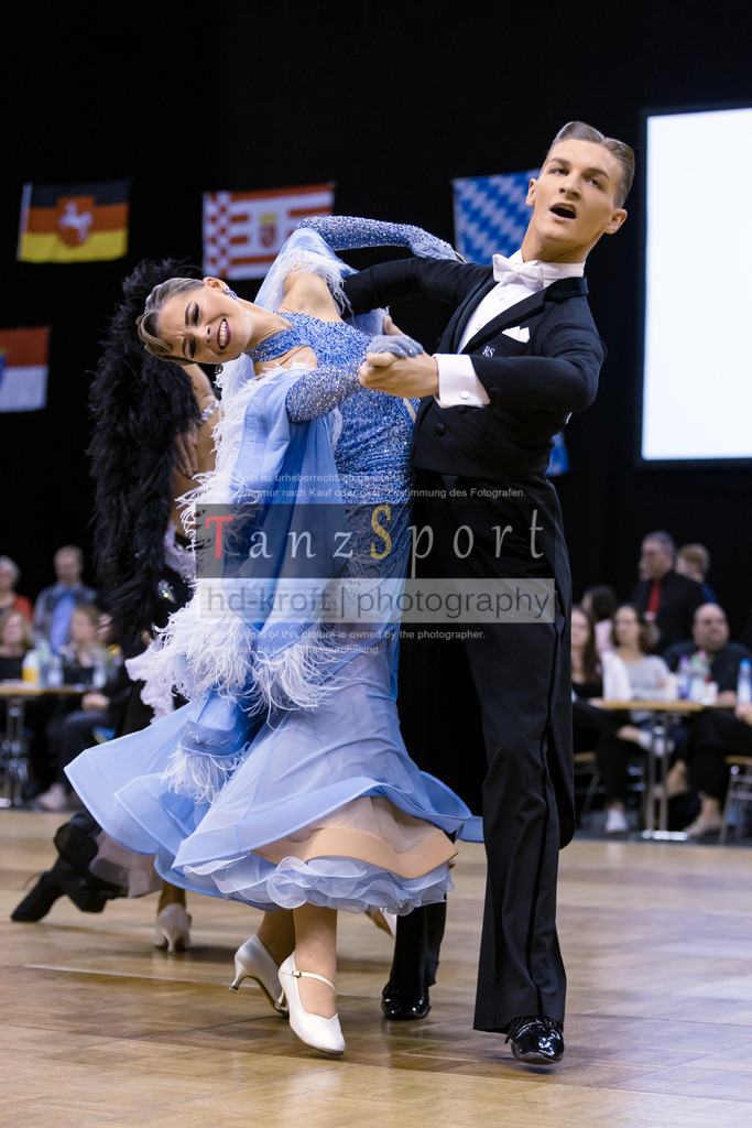 20241102_DM_HGR_Std_09694 | Tanzsportbilder, Standardtanz, Lateintanz, WDSF, DTV, LTVB, dancecomp, goc, hessen tanzt, blaues band der spree, walzer, tango, wiener walzer, slowfox, quickstepp, samba, rumba, cha-cha-cha, paso doble. jive, hd-kroft photography, turniertanzsport