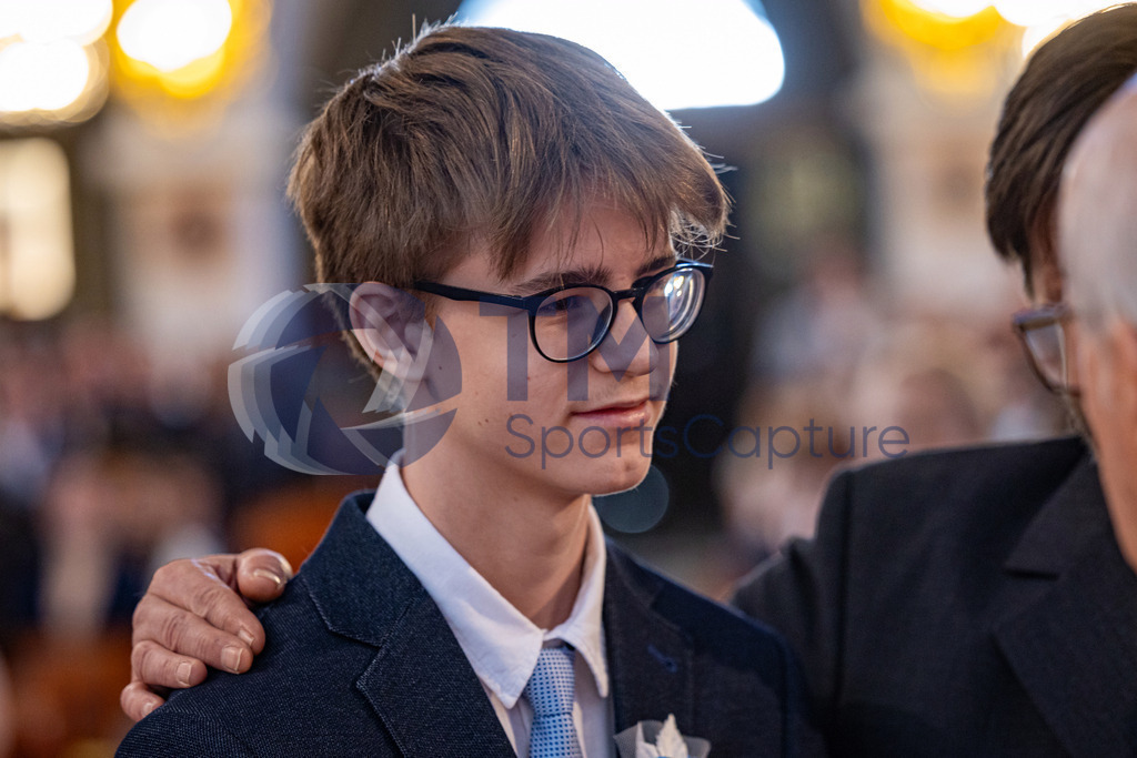 RR5M7687 | Firmung Klagenfurt-Dom 19.05.2024 8 Uhr