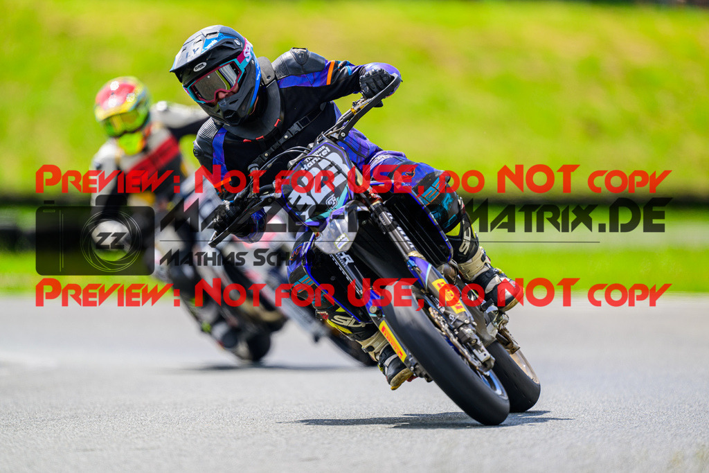 MaZZes_FotoMatrix_240623_6007705_8713 | UE40