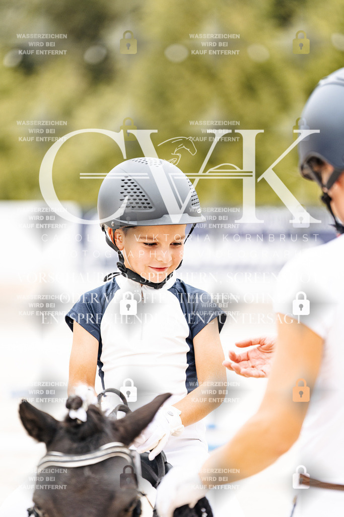 CK907478 | Turnierfotografie Pferdefotografie Trier Rheinland-Pfalz Pferdesport Reitsport Tierfotografie Sportfotografie Pferdevideo Pferdevideografie Equestrianvideography equestrianphotography  - Realisiert mit Pictrs.com