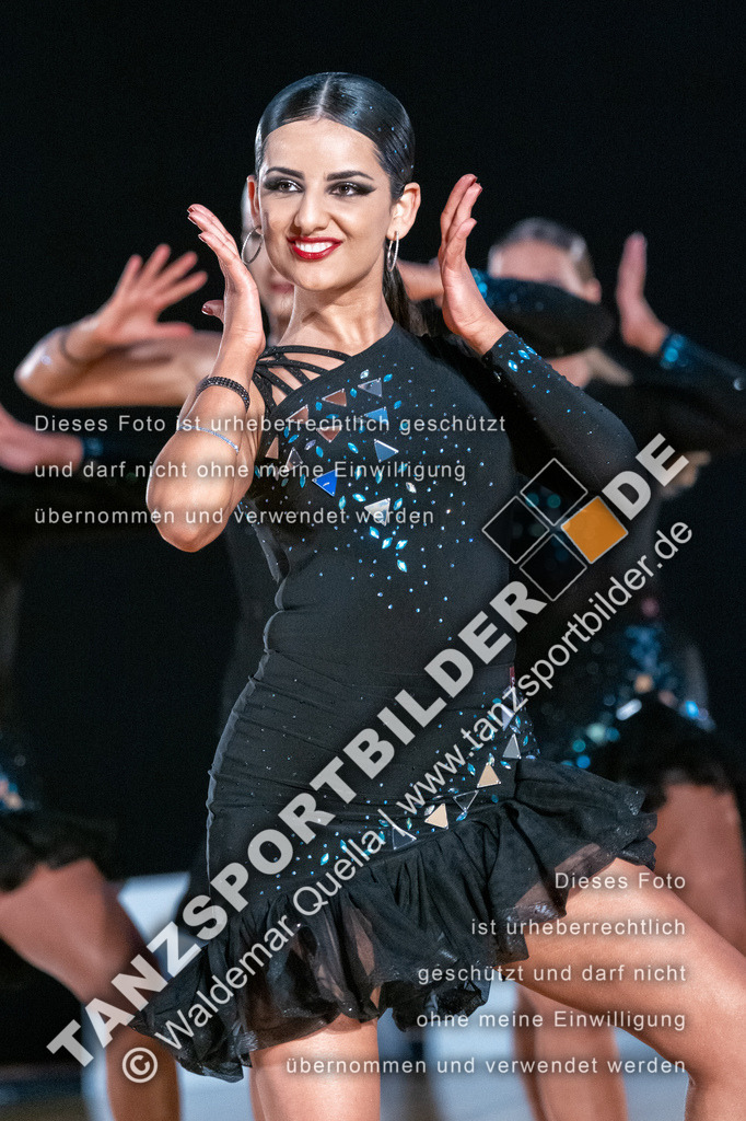 20250504-00606 | Hier finden Sie Tanz Bilder vom Latein und Standard Formationen tanzen. Sportbilder vom Tanzsport. Schöne Fotos und von Weltmeisterschaft, Europameisterschaft, Bundesliga, Regionalliga, Oberliga und Landesliga sowie von GOC Stuttgart, DanceComp, WM Bremen