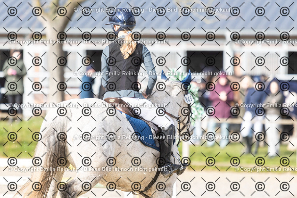 CL5A7570 | Emilia Reinking Fotografie - Realisiert mit Pictrs.com