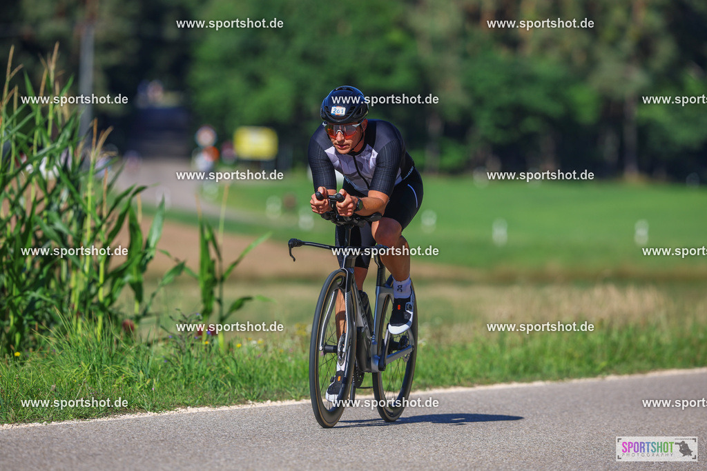 TRA57810 | Brombachsee Triathlon 2025 #brombachseetriathlon #triathlonbrombachsee #yourpictrs #sportshot_your_pictrs @Sportshotphotography  www.sportshot.de