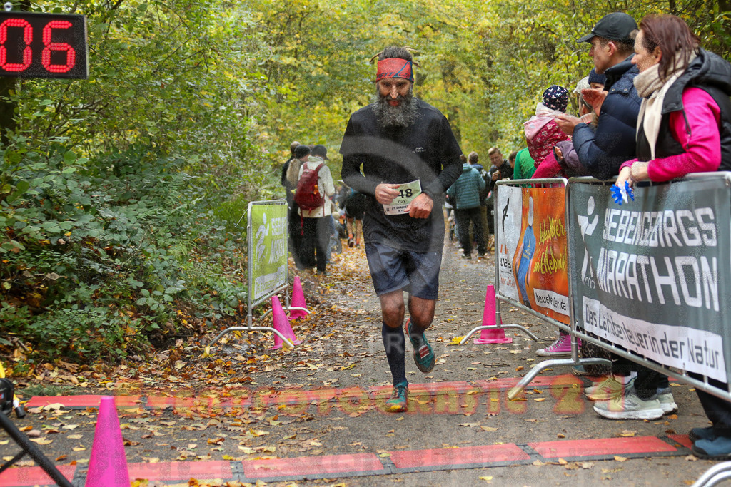 251026_1255_EX1_1934 | Sportfotografie im Rhein-Sieg Kreis, Köln, Bonn, NRW, Rheinland Pfalz, Hessen, etc. Unser Tätigkeitsfeld umfasst den Laufsport vom Volkslauf über den Marathon, Duathlon, Triathon bis zum Ultralauf wie Kölnpfad Ultra oder Schindertrail.