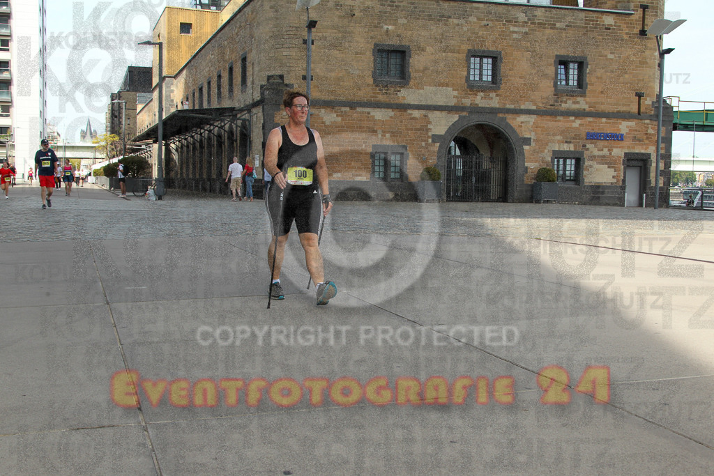 250920_1345_EV4_6603 | Sportfotografie im Rhein-Sieg Kreis, Köln, Bonn, NRW, Rheinland Pfalz, Hessen, etc. Unser Tätigkeitsfeld umfasst den Laufsport vom Volkslauf über den Marathon, Duathlon, Triathon bis zum Ultralauf wie Kölnpfad Ultra oder Schindertrail.