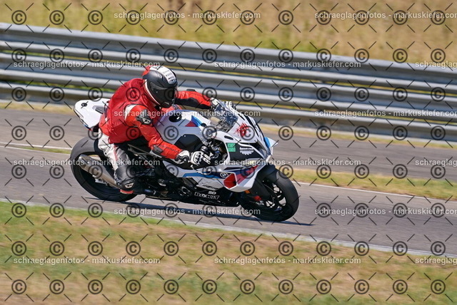 26bt05-0559 | markuskiefer.com - Realisiert mit Pictrs.com