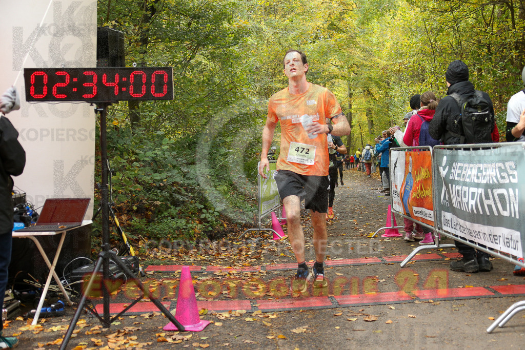 251026_1235_EX1_0771 | Sportfotografie im Rhein-Sieg Kreis, Köln, Bonn, NRW, Rheinland Pfalz, Hessen, etc. Unser Tätigkeitsfeld umfasst den Laufsport vom Volkslauf über den Marathon, Duathlon, Triathon bis zum Ultralauf wie Kölnpfad Ultra oder Schindertrail.