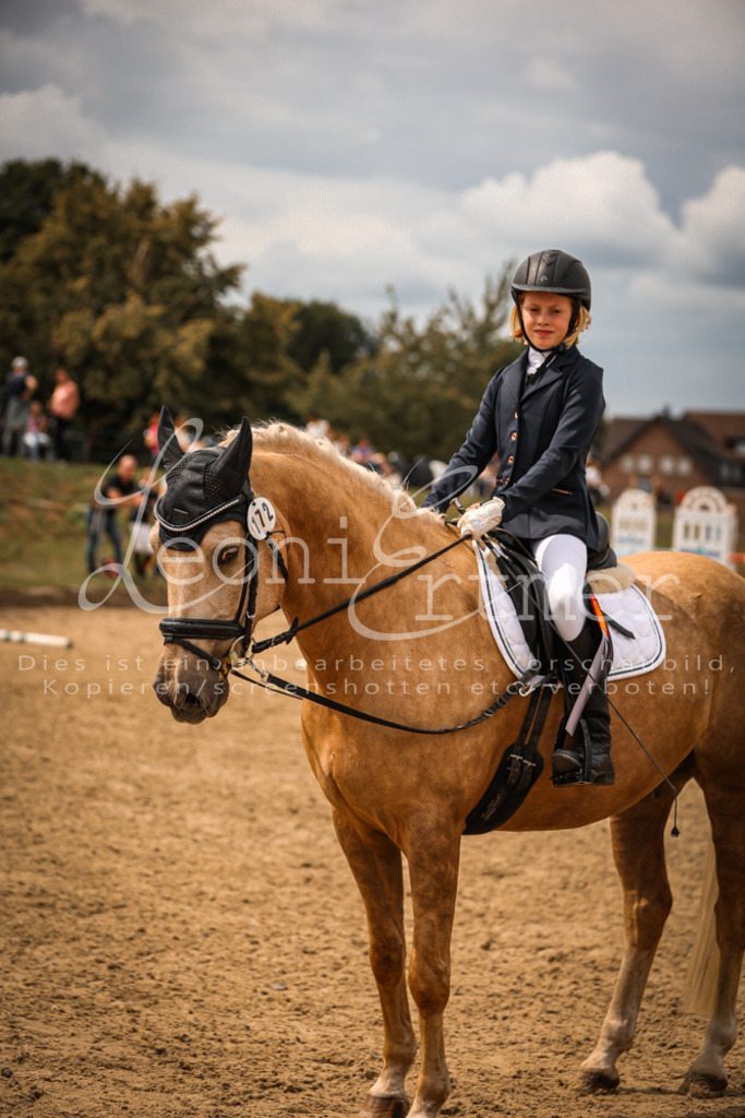 02.SoRWB00173 | Leoni Ertmer Photography - Realisiert mit Pictrs.com