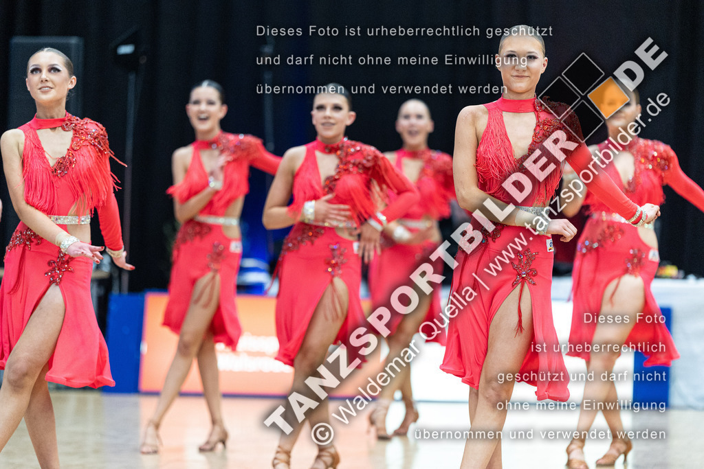 20240406-11059 | Hier finden Sie Tanz Bilder vom Latein und Standard Formationen tanzen. Sportbilder vom Tanzsport. Schöne Fotos und von Weltmeisterschaft, Europameisterschaft, Bundesliga, Regionalliga, Oberliga und Landesliga sowie von GOC Stuttgart, DanceComp, WM Bremen
