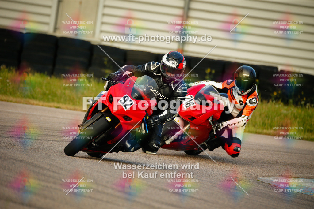 _MOT5208 | Hier findet Ihr Bilder von Touristenfahrten auf der Nürburgring Nordschleife oder von anderen Veranstaltungen die ich besucht habe. Viel Spass beim Durch Schauen 