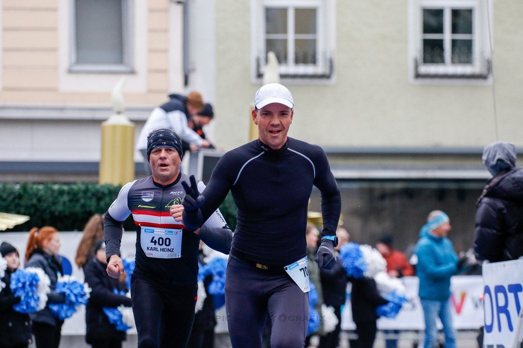 AW_20231231awmac8599 | WELS, 31.12.2023, Sparkasse Silvesterlauf Wels 2023 , Image shows: Photo: WAPICS / Andreas Willdoner