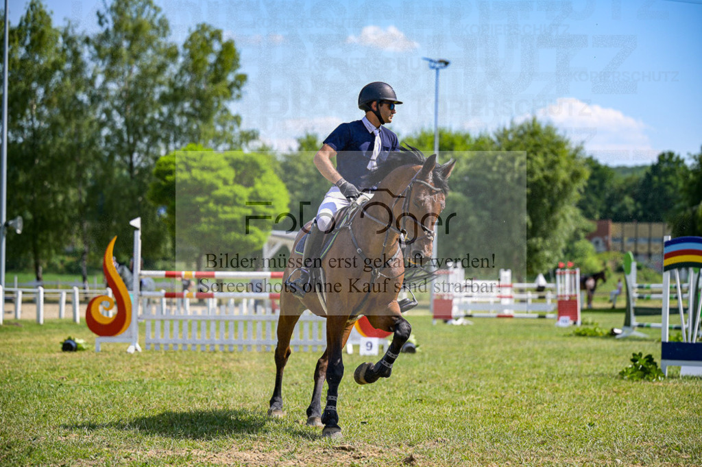 Reitturnier Voxtrup | Entdecke hochwertige Reitturnierfotos von Foto Oger. Professionell, emotional und authentisch – jetzt Lieblingsmomente im Shop bestellen.Deutschlandweite Turnierfotografie. - Realisiert mit Pictrs.com