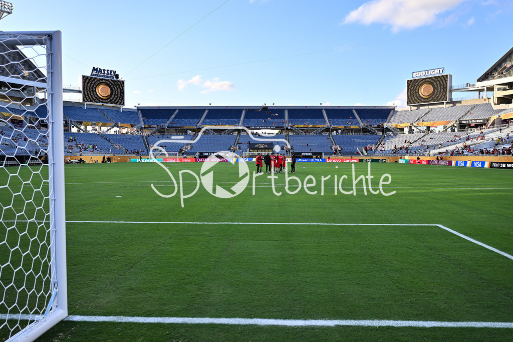 Los Angeles FC - CR Flamengo | Im Camping World Stadium von Orlando - Florida findet heute das Gruppenspiel zwischen Los Angeles und Flamengo statt / Stadionfoto / Stadionbild / Symbolbild / FIFA Club World Cup: Los Angeles FC - CR Flamengo, Camping World Stadium am 24.06.2025 / NOT FOR SALE IN USA