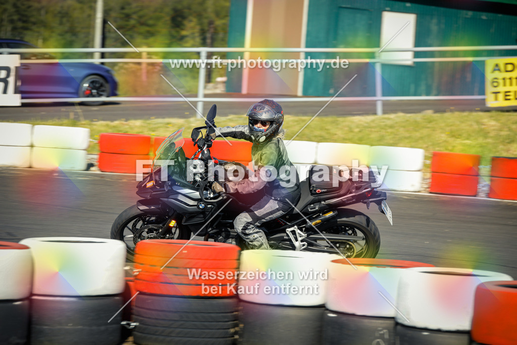 OBK_Mai_Volker_Adam-10071 | Hier findet Ihr Bilder von Touristenfahrten auf der Nürburgring Nordschleife oder von anderen Veranstaltungen die ich besucht habe. Viel Spass beim Durch Schauen 