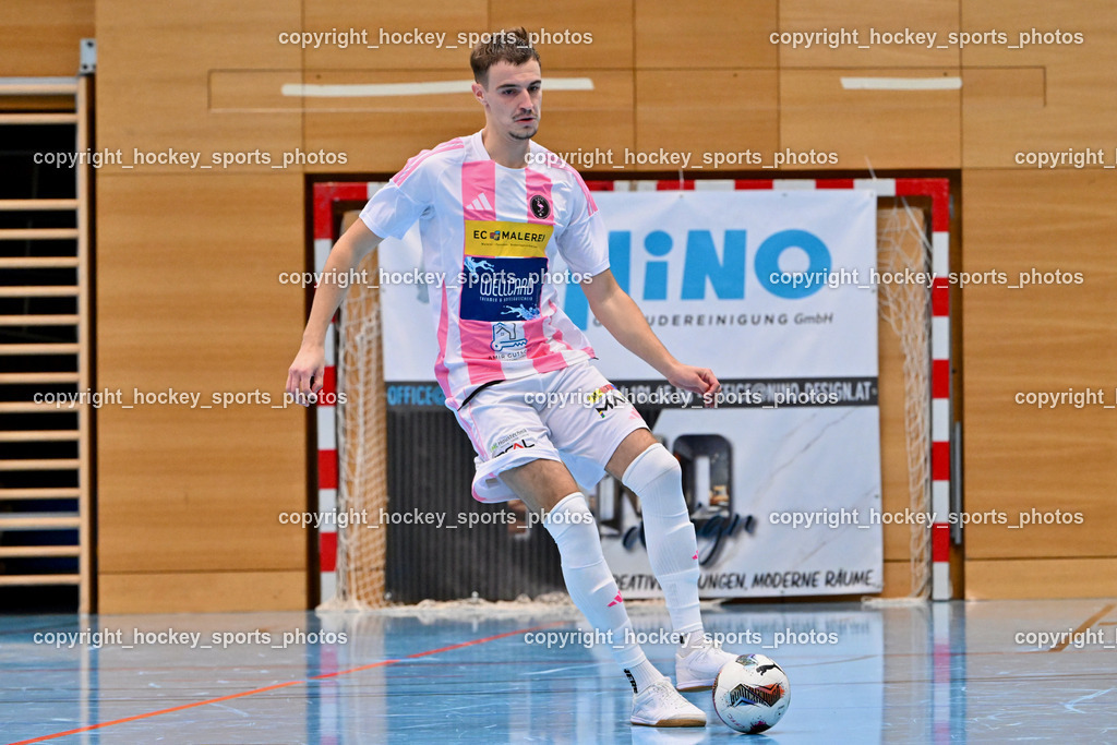 Carinthia Flamengo Futsal Club vs. FC Ljuti Krajisnici | #2 Faris Buljubasic Carinthia Flamengo, Carinthia Flamengo Futsal Club vs. FC Ljuti Krajisnici, Carinthia Flamengo Fusal Club vs. FC Ljuti Krajisnici am 12.10.2025 in Klagenfurt (Ballspielhalle Viktring), Austria, (Photo by Bernd Stefan)