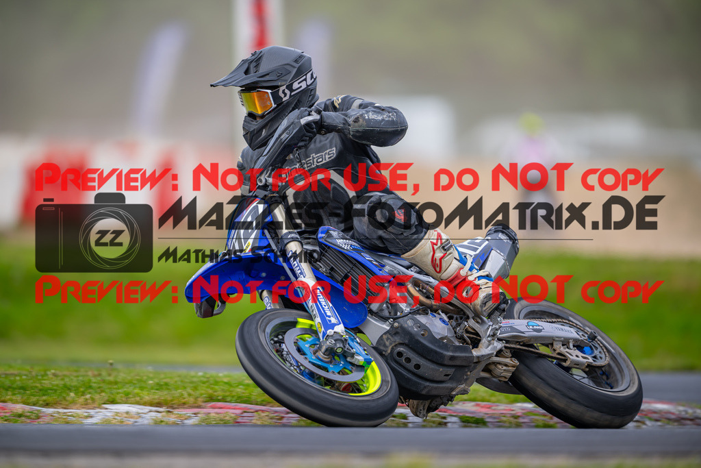 MaZZes-Fotomatrix-20260508-53923 | G4