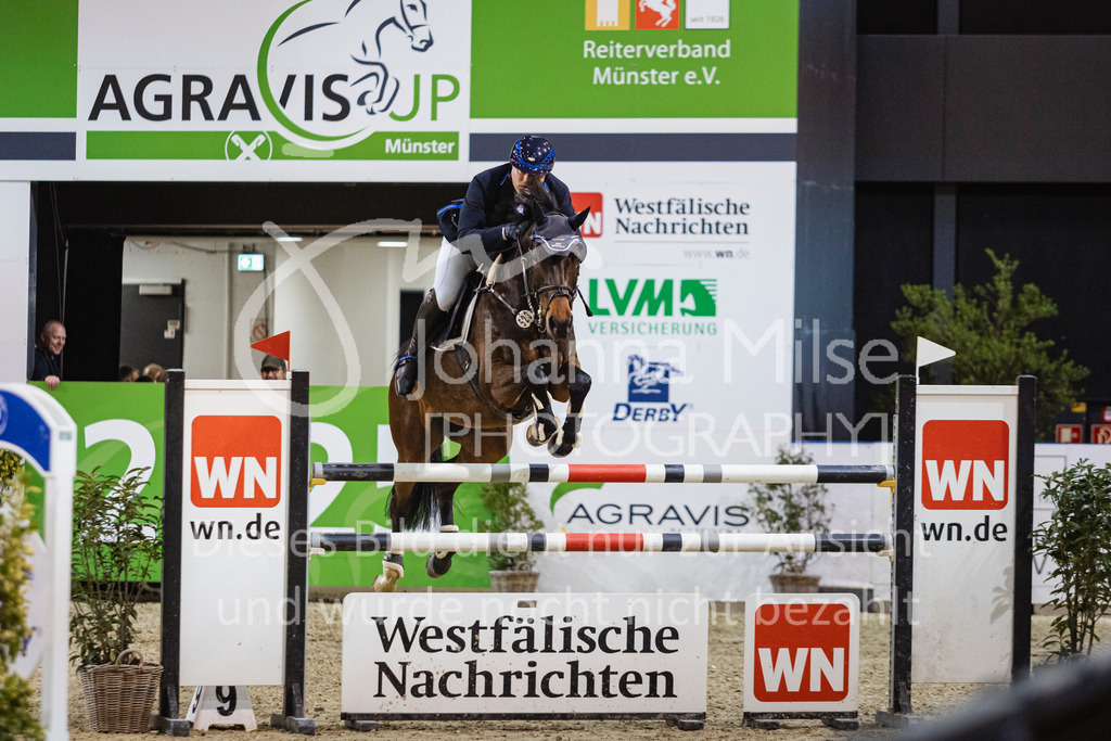 250108_Muenster_Mannschaft1-197 | Deine schönsten Turniermomente als professionelle Fotos! Entdecke hochwertige Pferdesport-Fotografie im Online-Shop. Jetzt Fotos finden & bestellen!