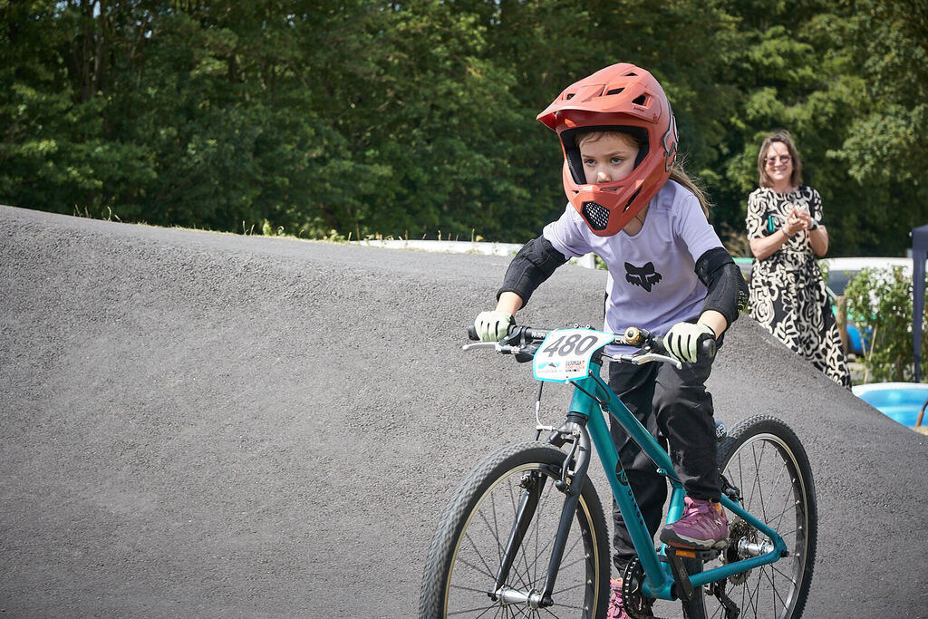202506251-01 PM25 49@sebastiankopp | German Pumptrack Series - Realisiert mit Pictrs.com