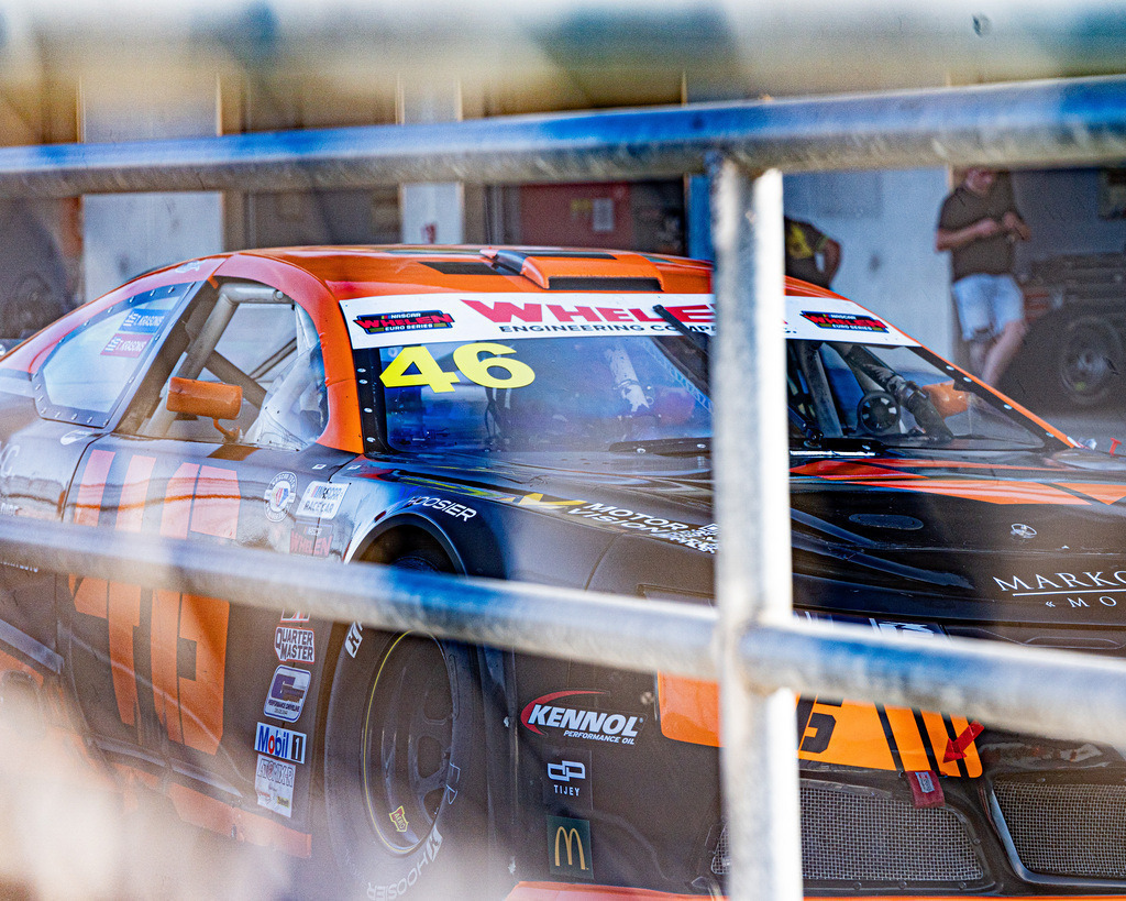 EURONASCAR OSCHERSLEBEN | Exklusive Motorsport-Fotografie aus Leipzig von TXO Media – für Rennfahrer, Teams & Sponsoren. Sausemuth liefert starke Bilder, die Emotion zeigen. Jetzt buchen & glänzen! - Realisiert mit Pictrs.com