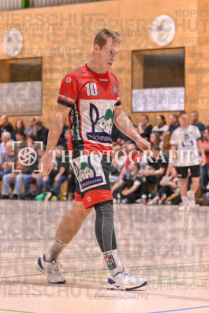 GER, SG Maulburg/Steinen - HSG Dreiland, Handball, Landesliga Suedbaden, 4. Spieltag, Saison 2024/2025, 12.10.2024 | Mika Buelow (SG Maulburg/Steinen, #10)GER, SG Maulburg/Steinen - HSG Dreiland, Handball, Landesliga Suedbaden, 4. Spieltag, Saison 2024/2025, 12.10.2024Foto: TH Fotografie/Thomas Hess