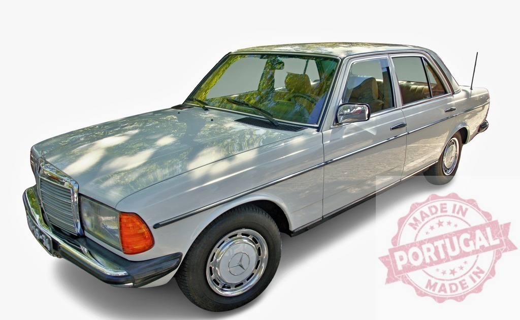 Mercedes-Benz W123 parked in the shade on a sunny day | Classic Mercedes-Benz W123 sedan enjoying the shade of a tree on a bright sunny day - Realized with Pictrs.com