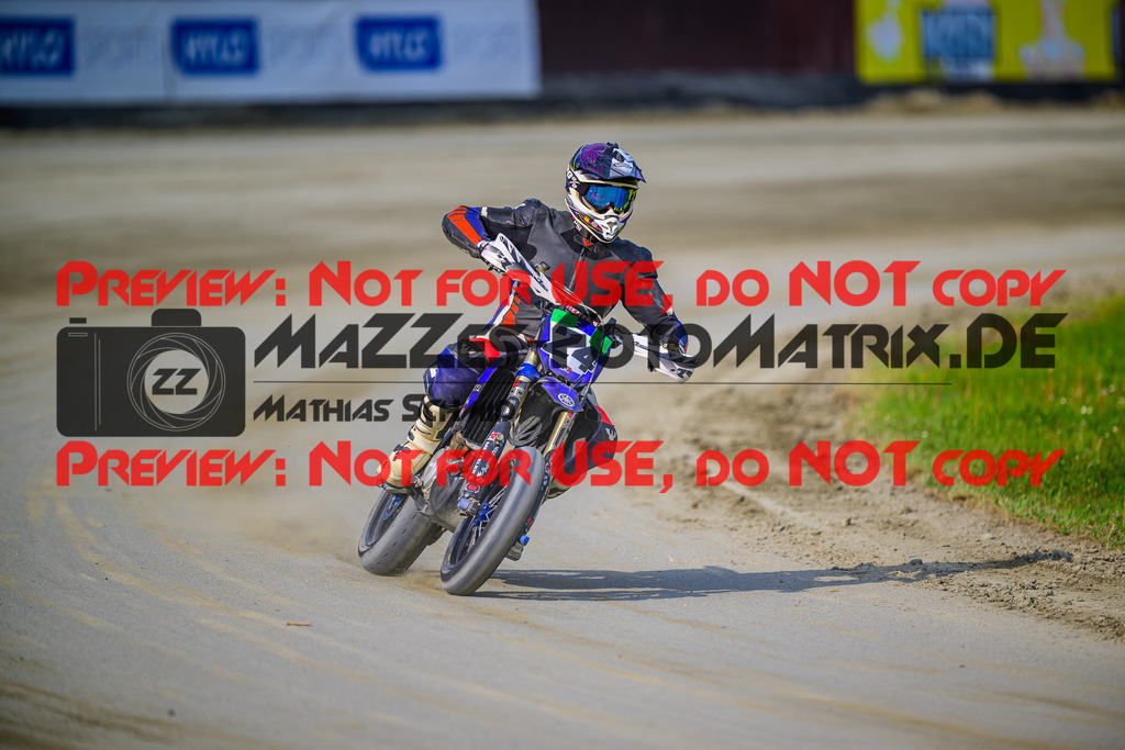 MaZZes_Fotomatrix_20250502_6007705_0729-2 | UE40